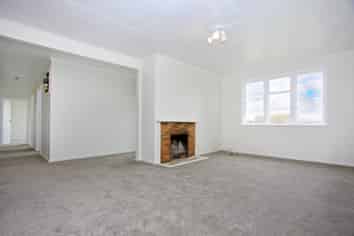 16 Epping Street, Glen Innes