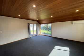 33 Veitches Road, Casebrook