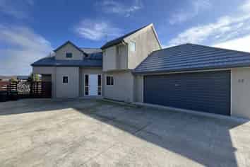 33 Veitches Road, Casebrook