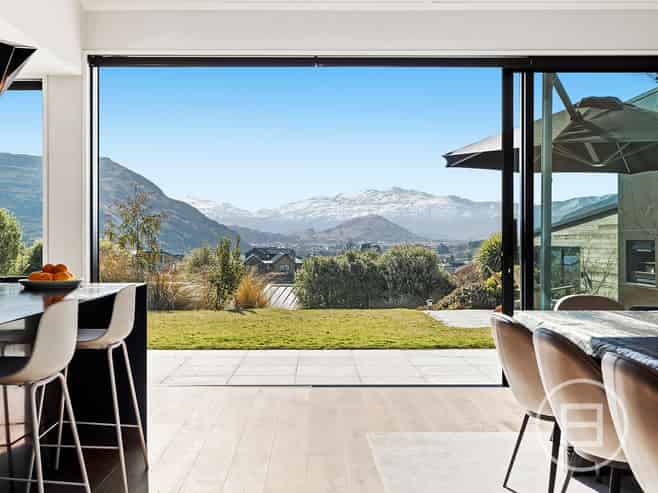 8 Big Valley Drive, JACKS POINT