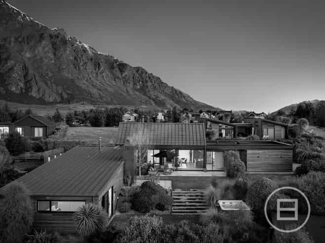 8 Big Valley Drive, JACKS POINT