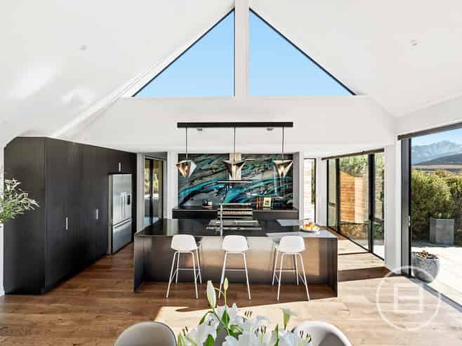 8 Big Valley Drive, JACKS POINT