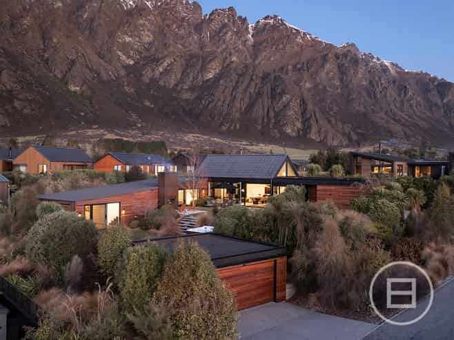 8 Big Valley Drive, JACKS POINT