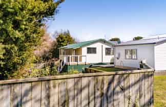 97 Cordelia Street, Stratford