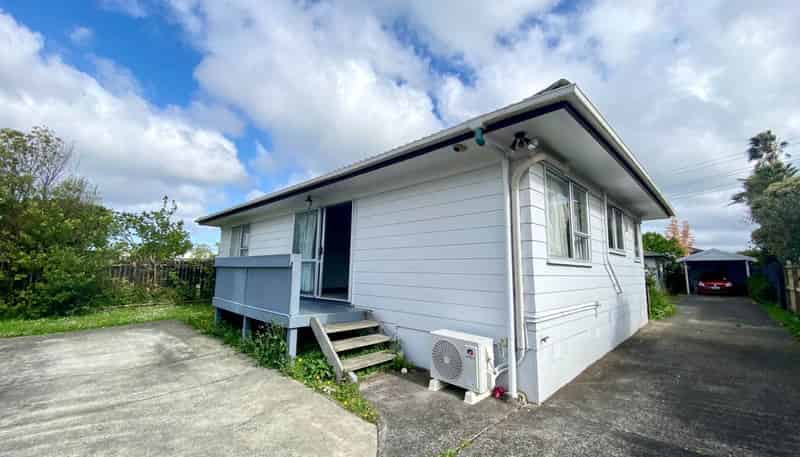 2 Silverstone Place, Henderson