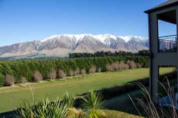 Villa 243/ Coleridge Road, Windwhistle