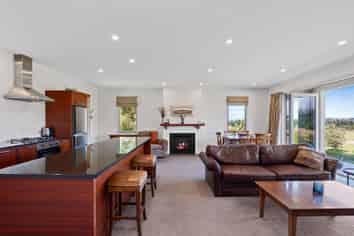 Villa 243/ Coleridge Road, Windwhistle