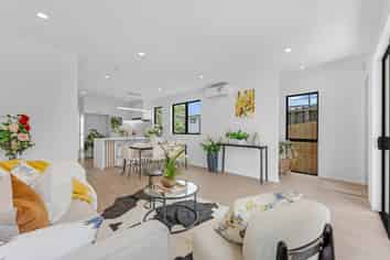 2B Wynn Place, Howick