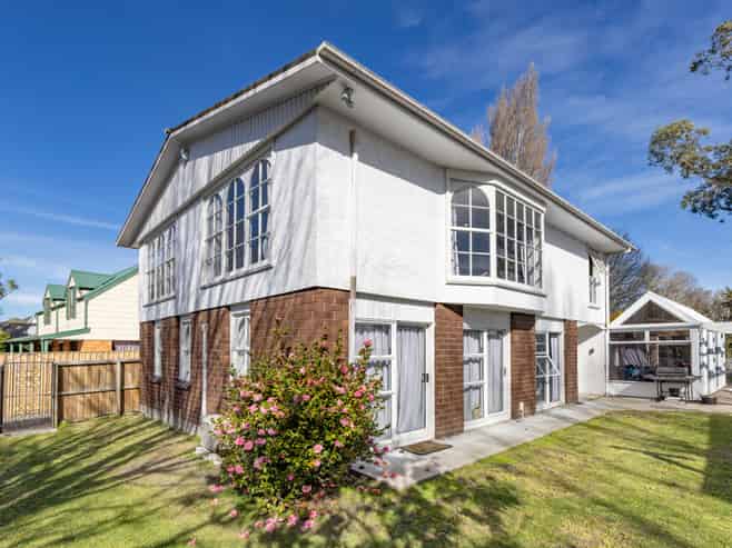 55 Parkstone Avenue, Ilam