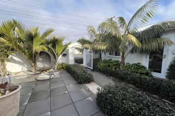 161 Lemon Street, Strandon