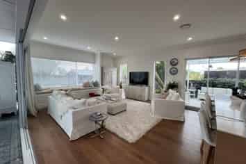 161 Lemon Street, Strandon