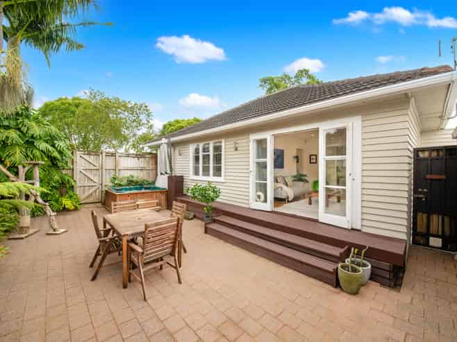 33 Orchard Street, Avondale