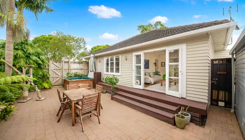 33 Orchard Street, Avondale