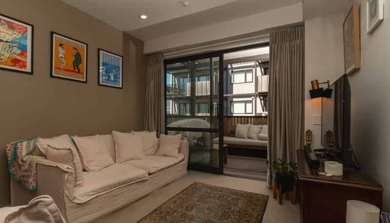 207/30A Enfield Street, Mount Eden