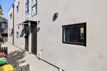 2/6 Moa Place, Christchurch Central