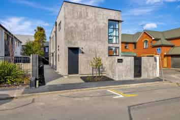 2/6 Moa Place, Christchurch Central