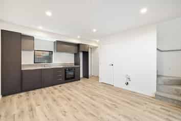 2/6 Moa Place, Christchurch Central