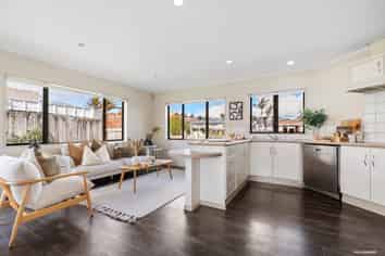3B Picasso Drive, West Harbour
