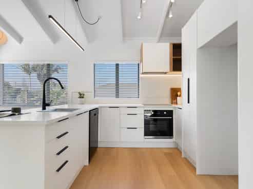 30A Glengarry Road, Glen Eden