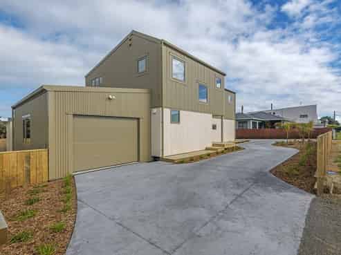 12 Roore Street, Foxton Beach