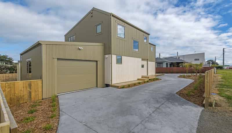 12 Roore Street, Foxton Beach