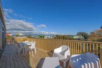 12 Roore Street, Foxton Beach