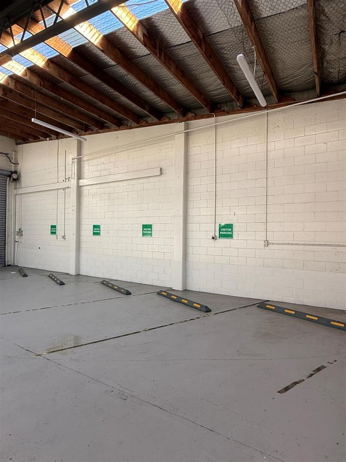 Inner City Warehouse - Ansicht 5
