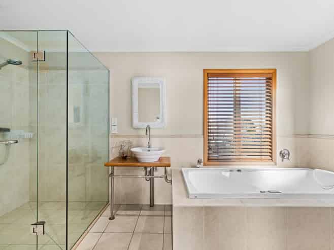 7 Whakarire Avenue, Westshore