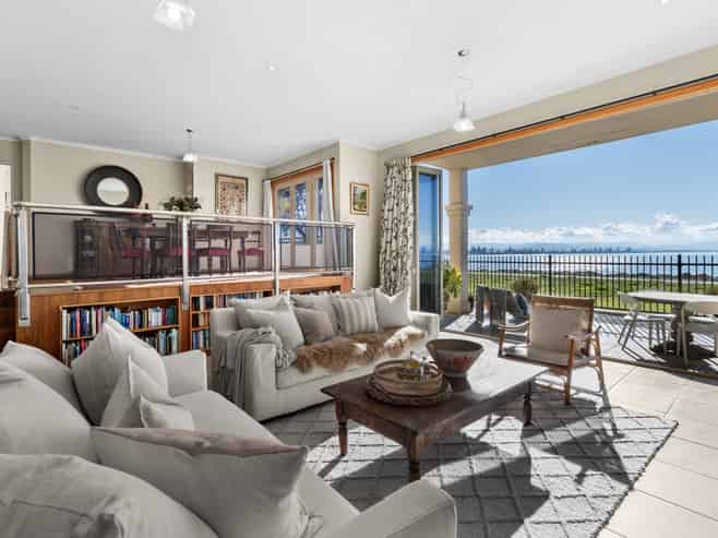 7 Whakarire Avenue, Westshore