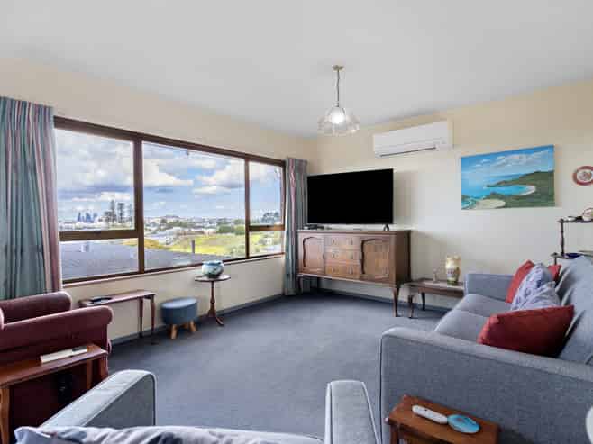 1/22 Martin Crescent, Northcote