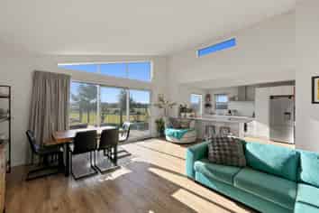 31 Dow Sq, Wigram