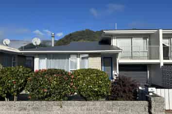 20 Nelson Square , Picton