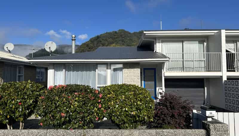 20 Nelson Square , Picton