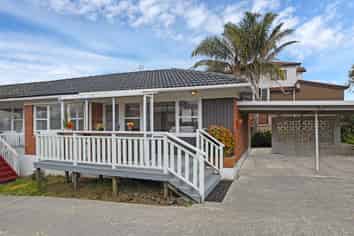 A/16 Grassways Avenue, Pakuranga