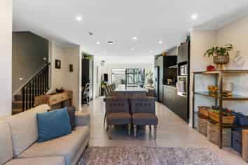 54 Pepene Avenue, Conifer Grove