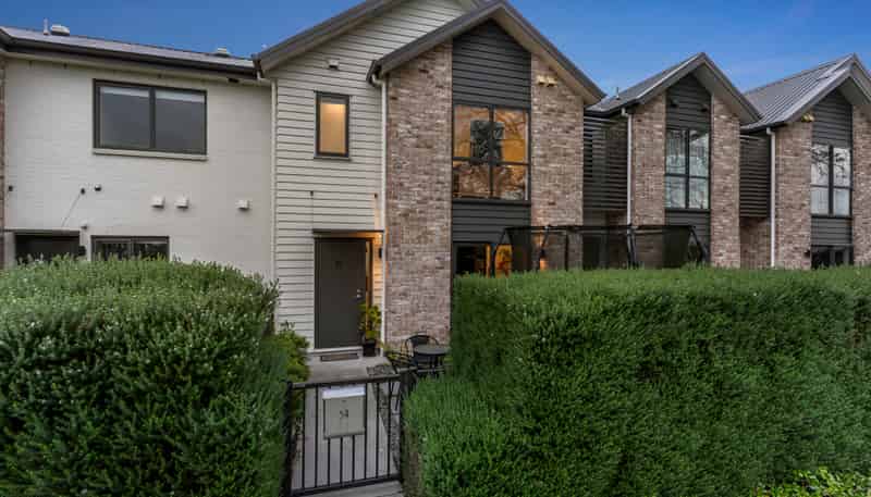 54 Pepene Avenue, Conifer Grove