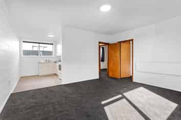 2/449 Durham Street, Saint Albans