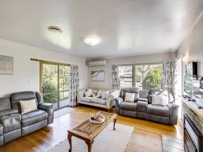 17 Downing Avenue, Pirimai