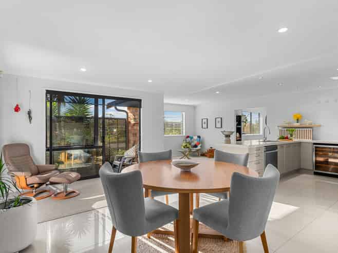 6 Dune View Drive, Mangawhai
