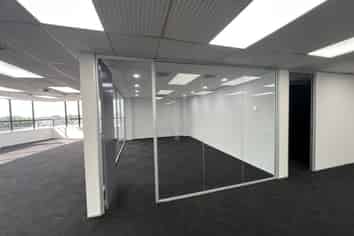Top Floor Convenient Grafton Office – 305m2