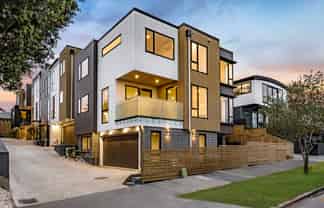 5A Godfrey Place, Kohimarama