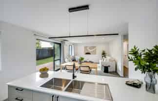 6a James Foley Avenue, Pirimai