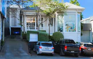 Versatile Villa & Studio with Ample Parking