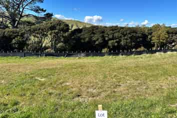 39/4 Mānuka Close, Plimmerton Heights, Camborne