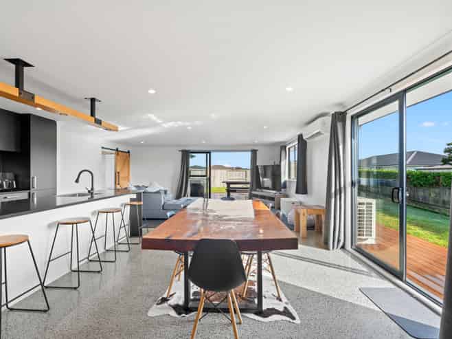 6 Halifax Drive, Waipu