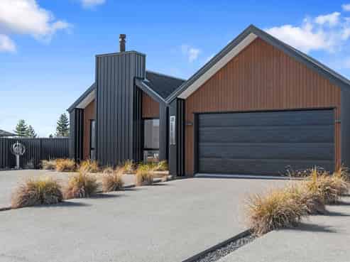 15 Aoraki Crescent, TWIZEL