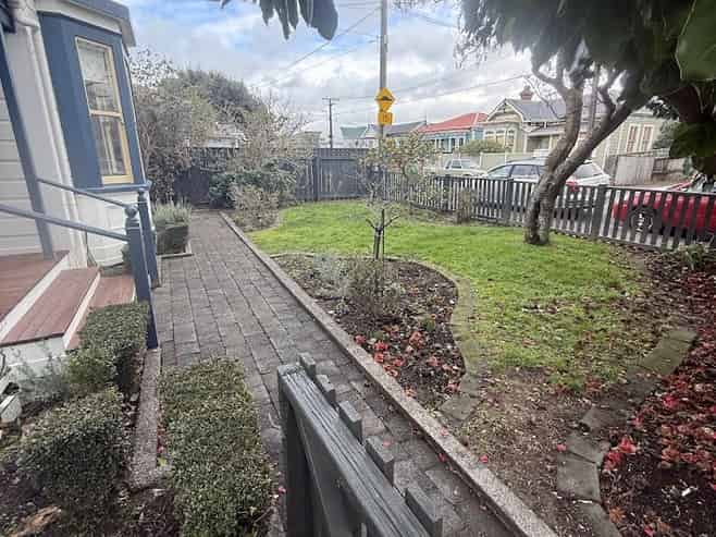 28  Bay Street, Petone