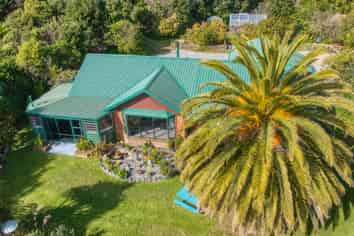 2A Golden Sands Road, Barrytown