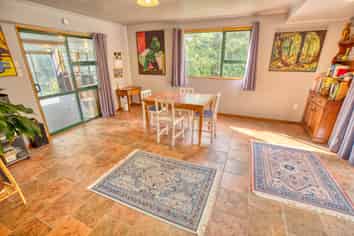 2A Golden Sands Road, Barrytown