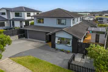 14 Kingfisher Road, Millwater